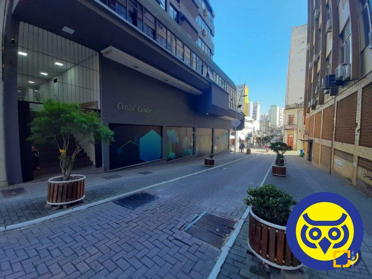 Sala com 32m², no bairro Centro em Florianópolis
