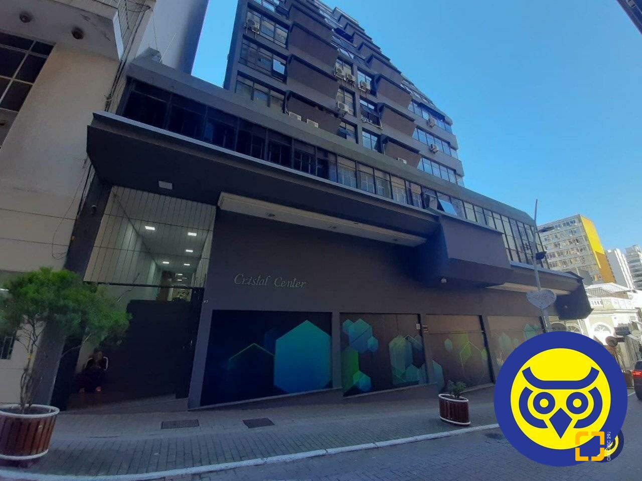 Sala com 32m², no bairro Centro em Florianópolis