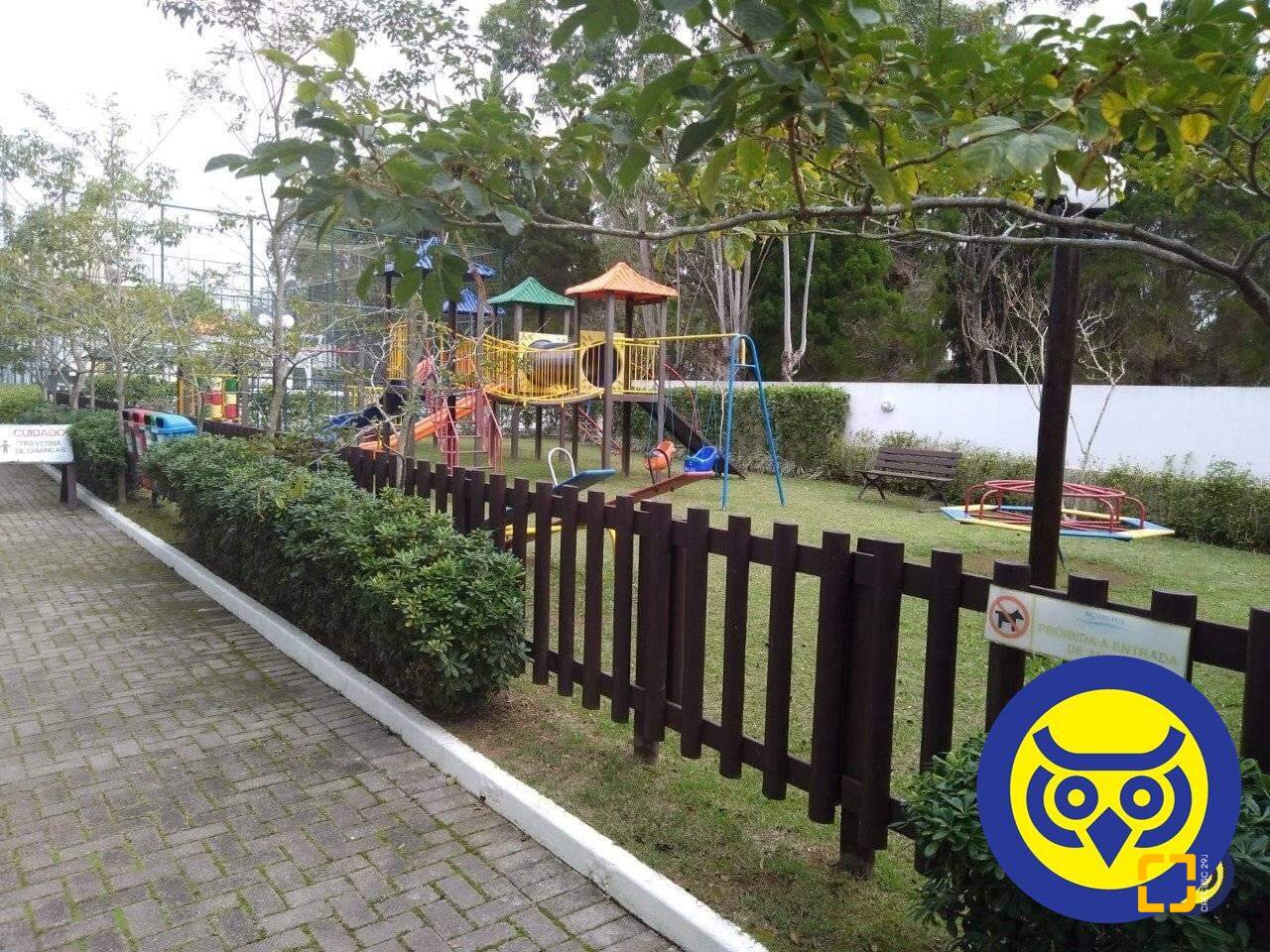 Cobertura com 265m², 6 quartos (sendo 3 suítes), 2 garagens, no bairro Cachoeira do Bom Jesus em Florianópolis