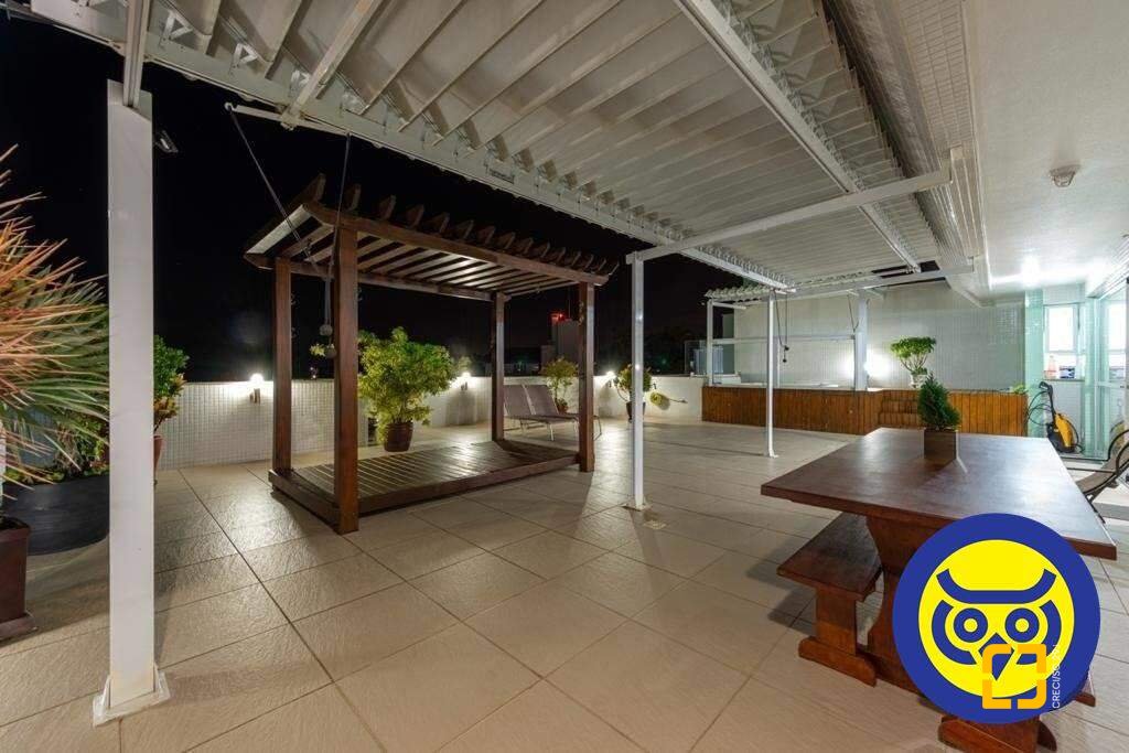 Cobertura com 265m², 3 quartos (sendo 3 suítes), 2 garagens, no bairro Cachoeira do Bom Jesus em Florianópolis