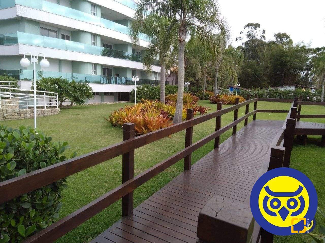 Cobertura com 265m², 3 quartos (sendo 3 suítes), 2 garagens, no bairro Cachoeira do Bom Jesus em Florianópolis