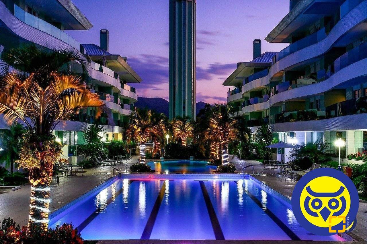 Cobertura com 265m², 3 quartos (sendo 3 suítes), 2 garagens, no bairro Cachoeira do Bom Jesus em Florianópolis