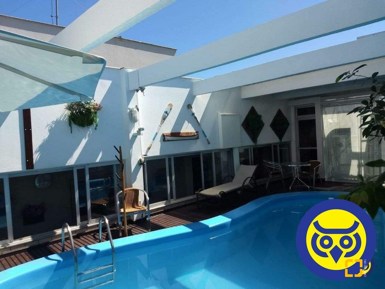 Cobertura com 360m², 5 quartos (sendo 3 suítes), 3 garagens, no bairro Centro em Florianópolis