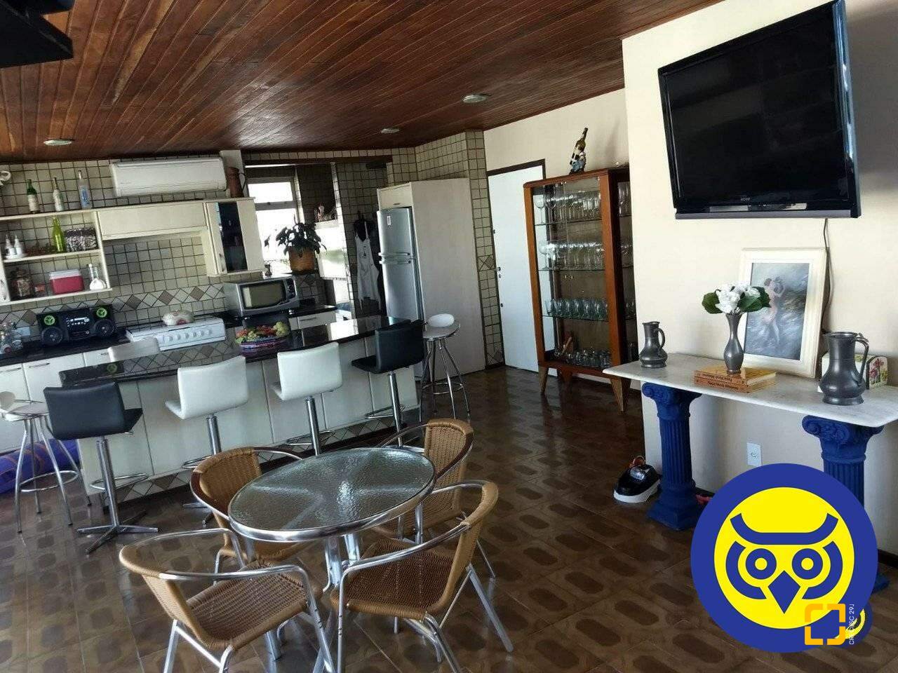 Cobertura com 360m², 5 quartos (sendo 3 suítes), 3 garagens, no bairro Centro em Florianópolis