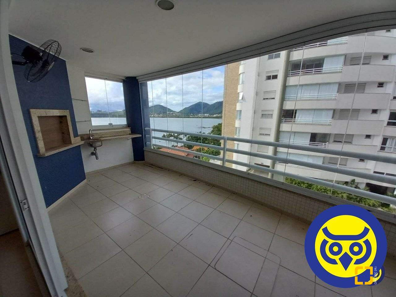 Apartamento com 156m², 6 quartos (sendo 3 suítes), 2 garagens, no bairro João Paulo em Florianópolis