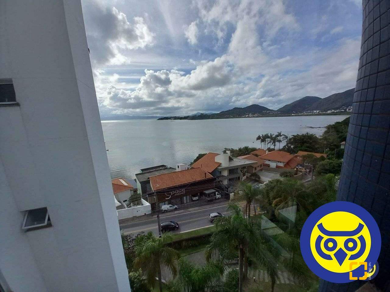 Apartamento com 156m², 6 quartos (sendo 3 suítes), 2 garagens, no bairro João Paulo em Florianópolis