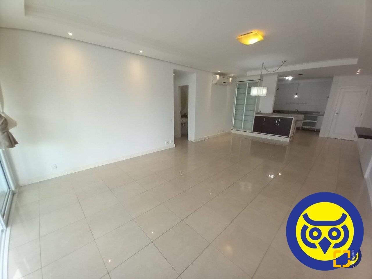 Apartamento com 156m², 6 quartos (sendo 3 suítes), 2 garagens, no bairro João Paulo em Florianópolis