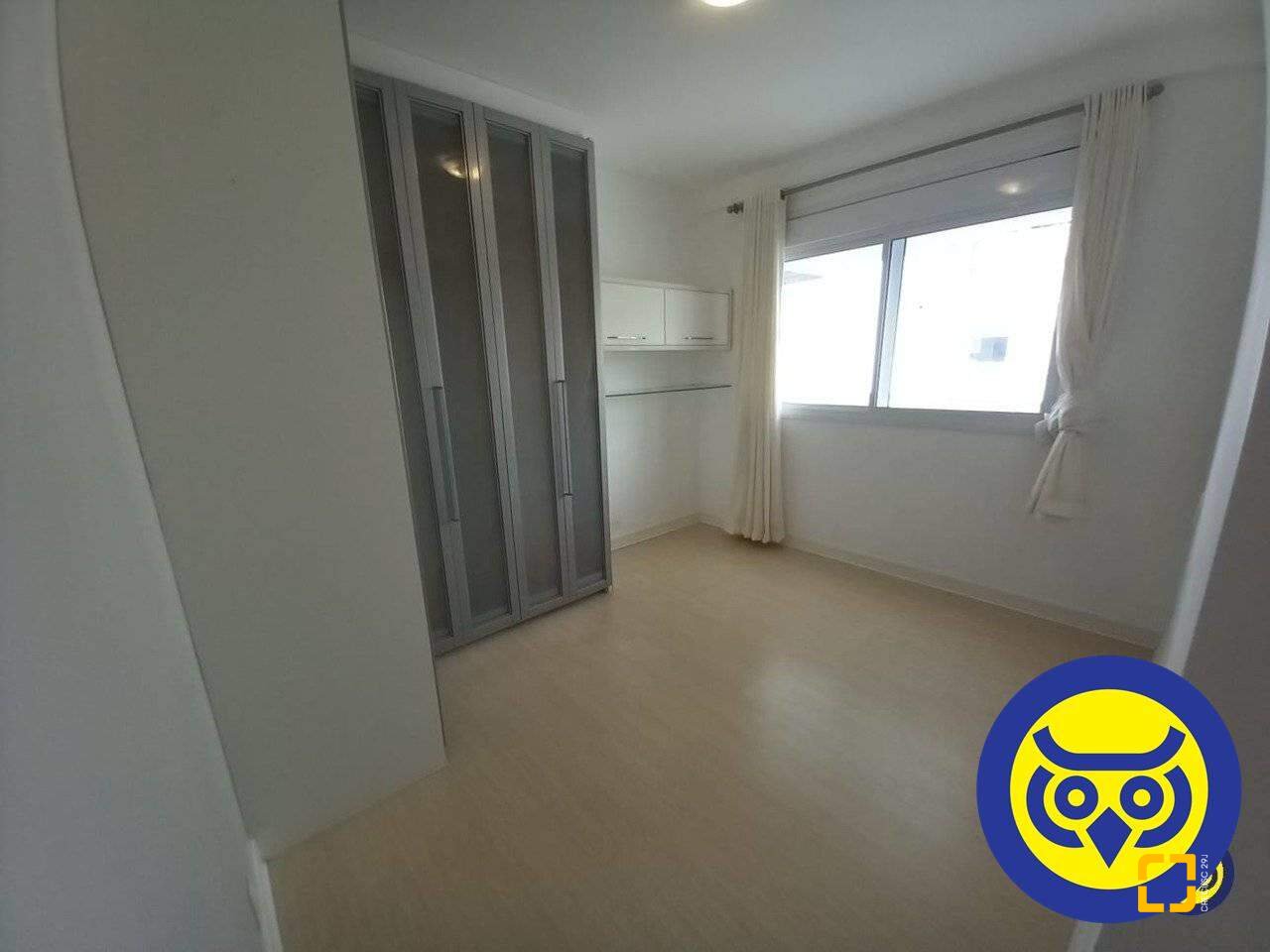 Apartamento com 156m², 6 quartos (sendo 3 suítes), 2 garagens, no bairro João Paulo em Florianópolis
