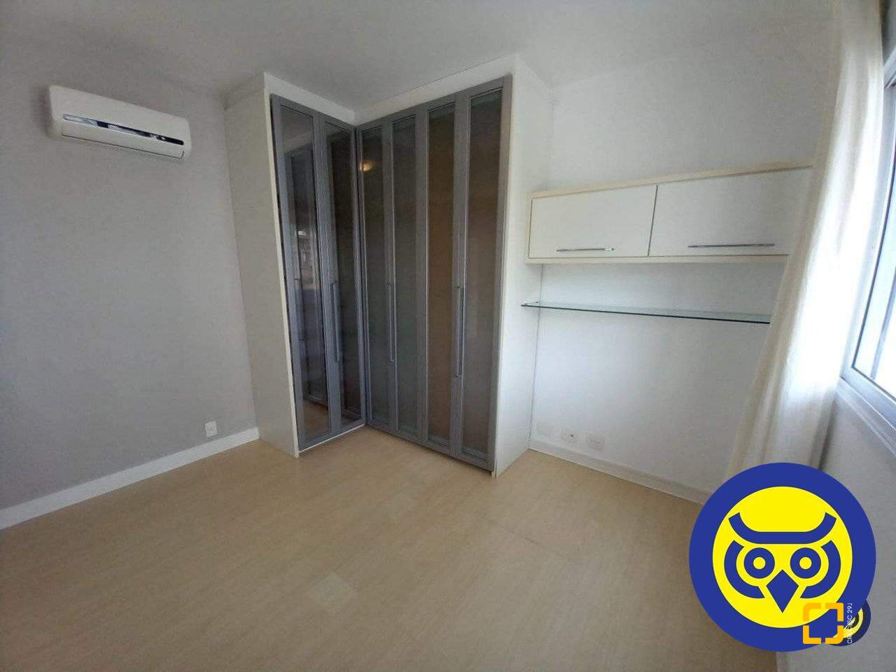 Apartamento com 156m², 6 quartos (sendo 3 suítes), 2 garagens, no bairro João Paulo em Florianópolis
