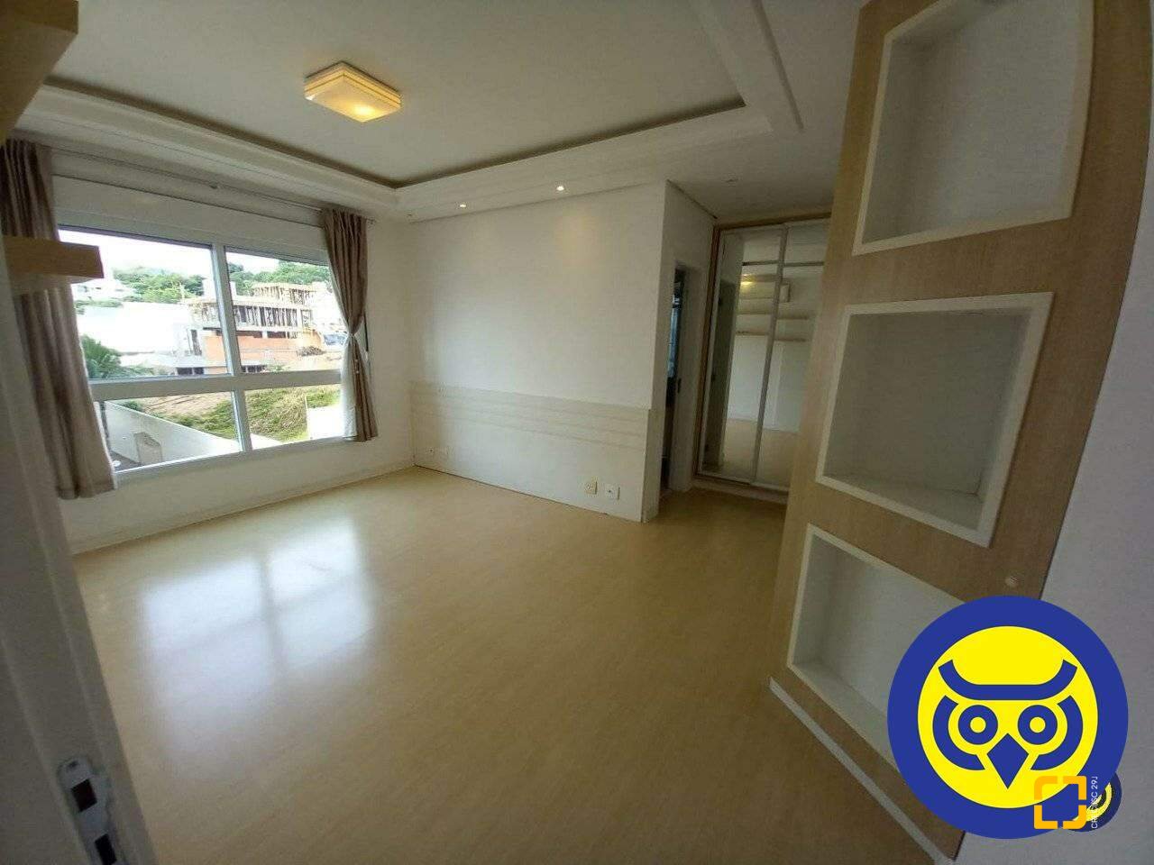 Apartamento com 156m², 6 quartos (sendo 3 suítes), 2 garagens, no bairro João Paulo em Florianópolis