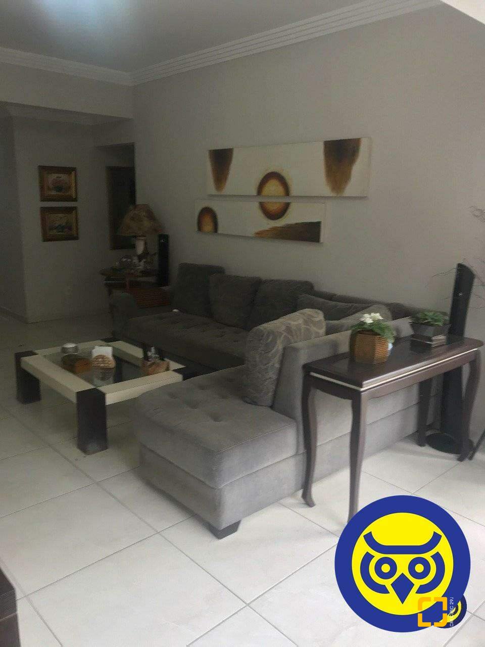 Apartamento com 274m², 4 quartos (sendo 1 suíte), 1 garagem, no bairro Centro em Florianópolis