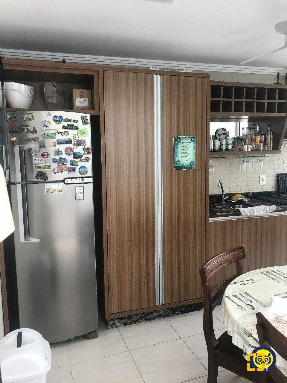 Apartamento com 274m², 4 quartos (sendo 1 suíte), 1 garagem, no bairro Centro em Florianópolis