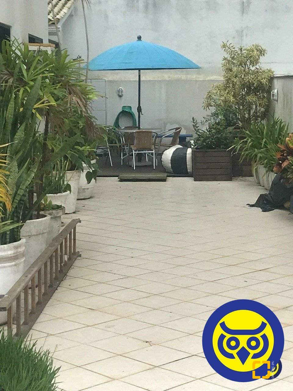 Apartamento com 274m², 4 quartos (sendo 1 suíte), 1 garagem, no bairro Centro em Florianópolis