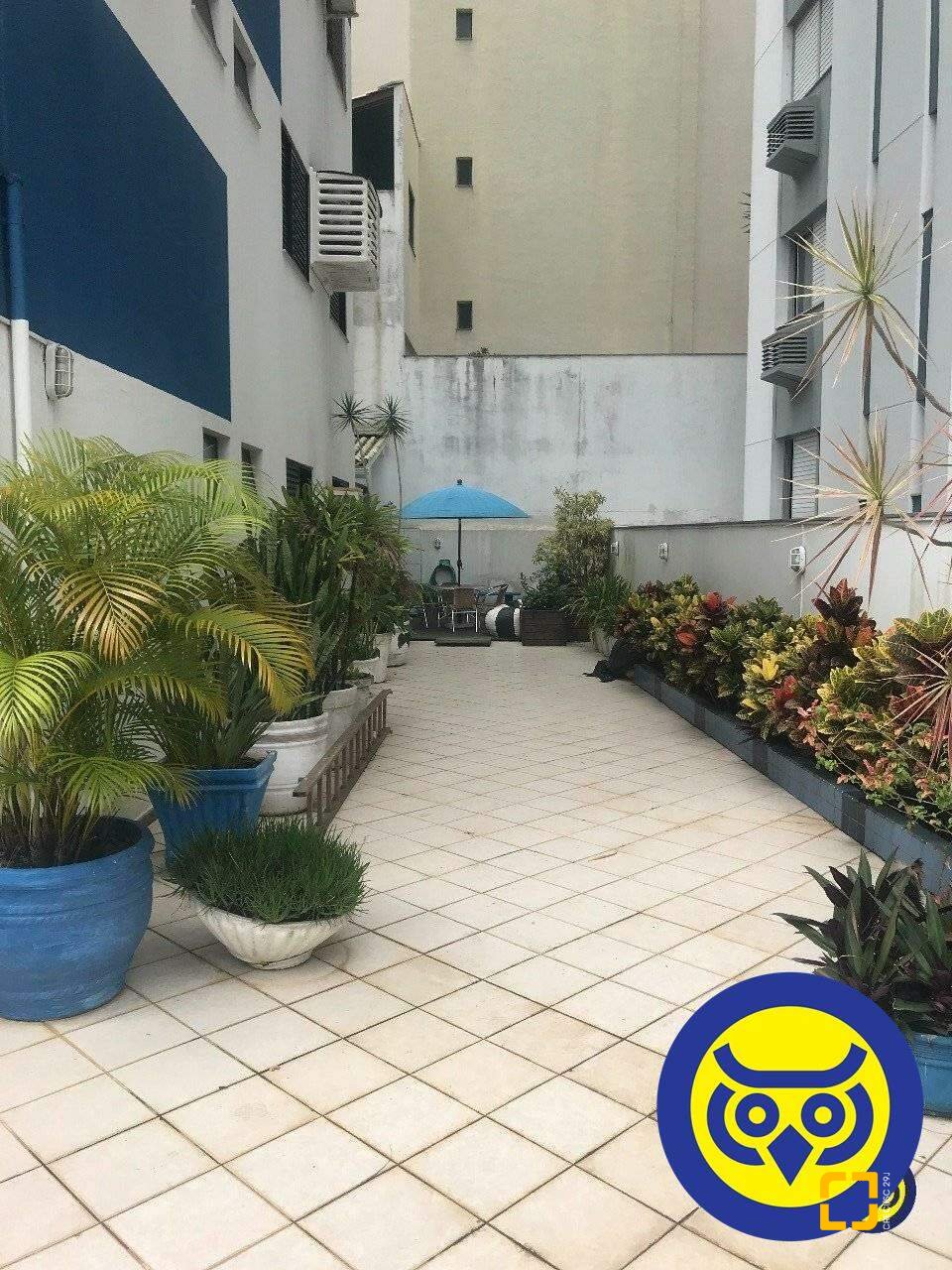 Apartamento com 274m², 4 quartos (sendo 1 suíte), 1 garagem, no bairro Centro em Florianópolis
