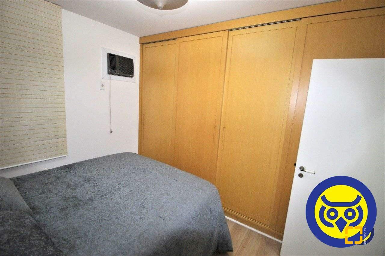 Apartamento com 236m², 5 quartos (sendo 2 suítes), 2 garagens, no bairro Agronômica em Florianópolis