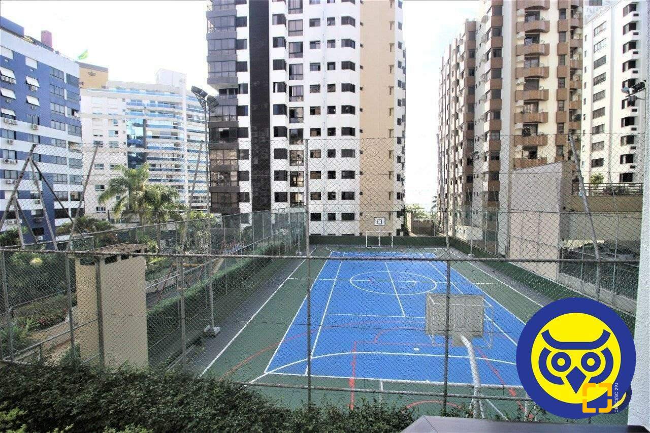 Apartamento com 236m², 5 quartos (sendo 2 suítes), 2 garagens, no bairro Agronômica em Florianópolis