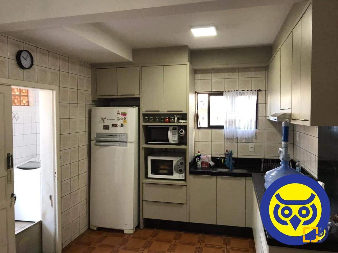Casa com 191m², 5 quartos (sendo 1 suíte), 2 garagens, no bairro Centro em Florianópolis
