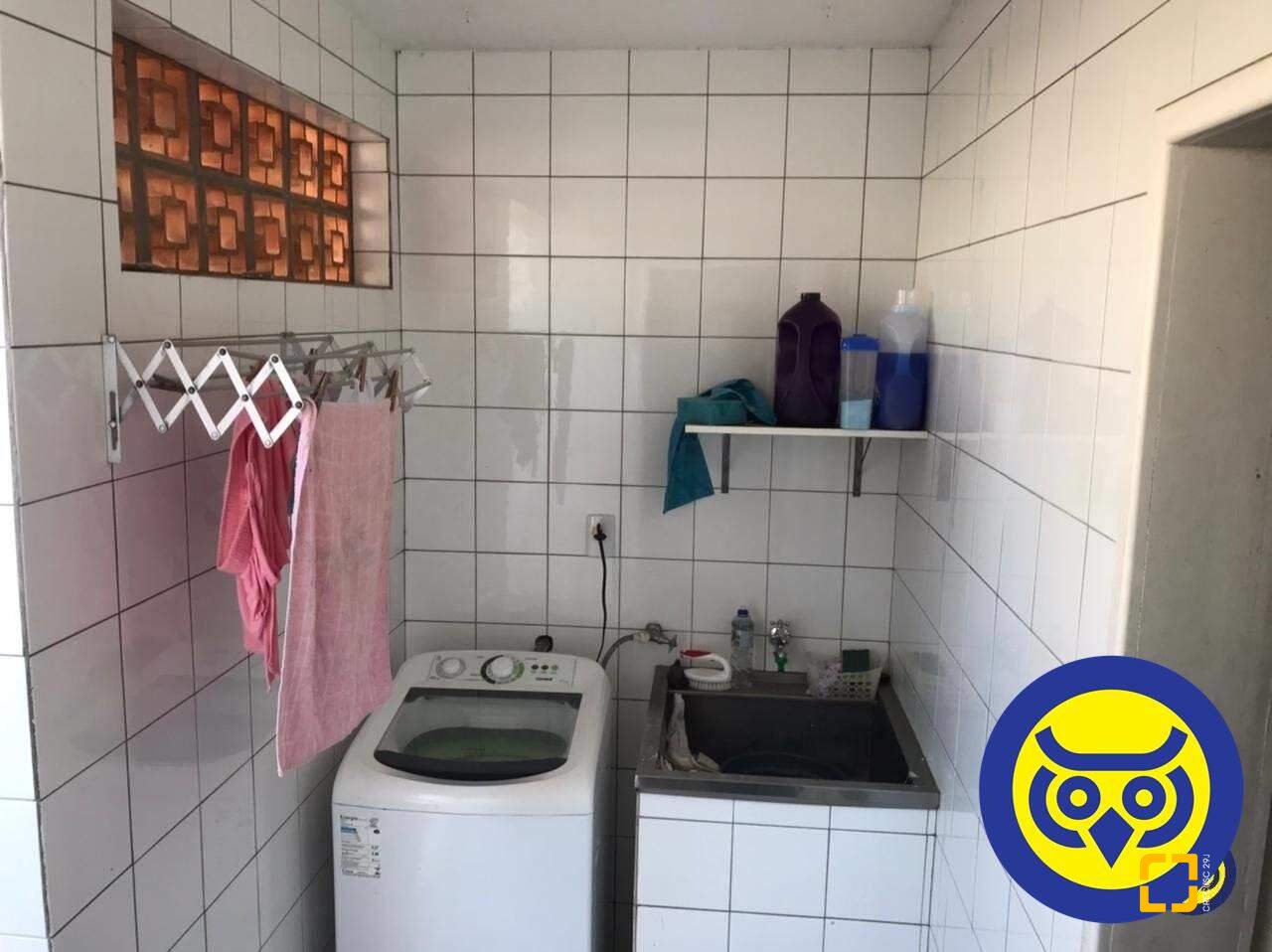 Casa com 191m², 5 quartos (sendo 1 suíte), 2 garagens, no bairro Centro em Florianópolis