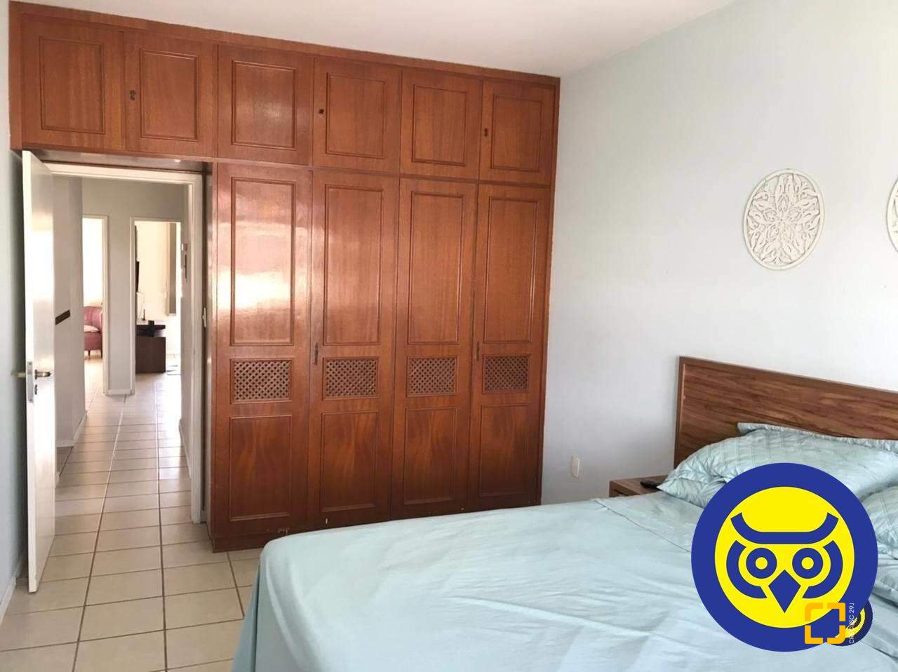 Casa com 191m², 5 quartos (sendo 1 suíte), 2 garagens, no bairro Centro em Florianópolis