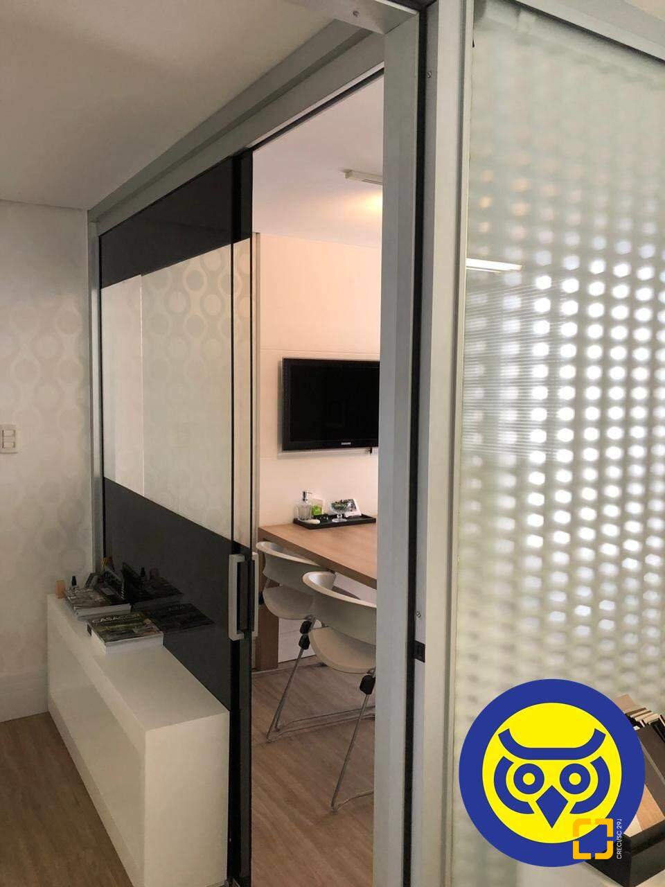 Sala com 24m², 1 garagem, no bairro Centro em Florianópolis
