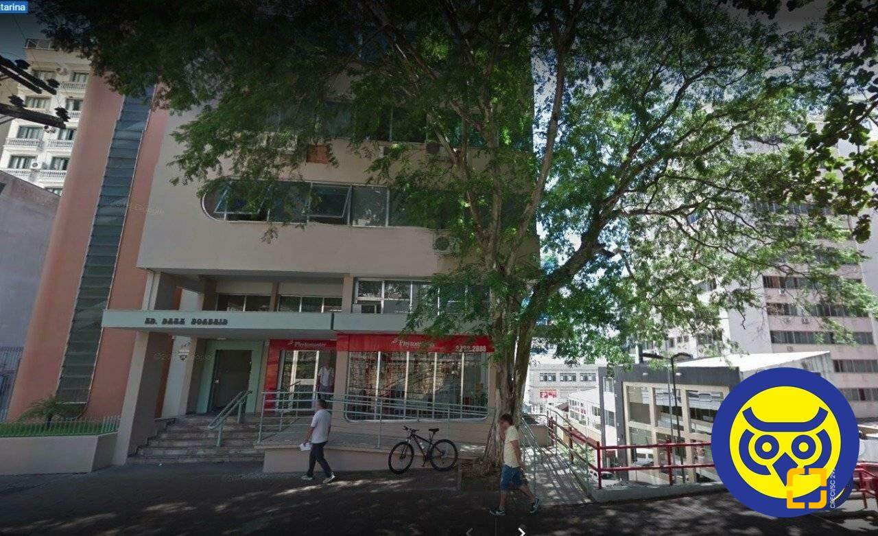 Sala com 42m², no bairro Centro em Florianópolis