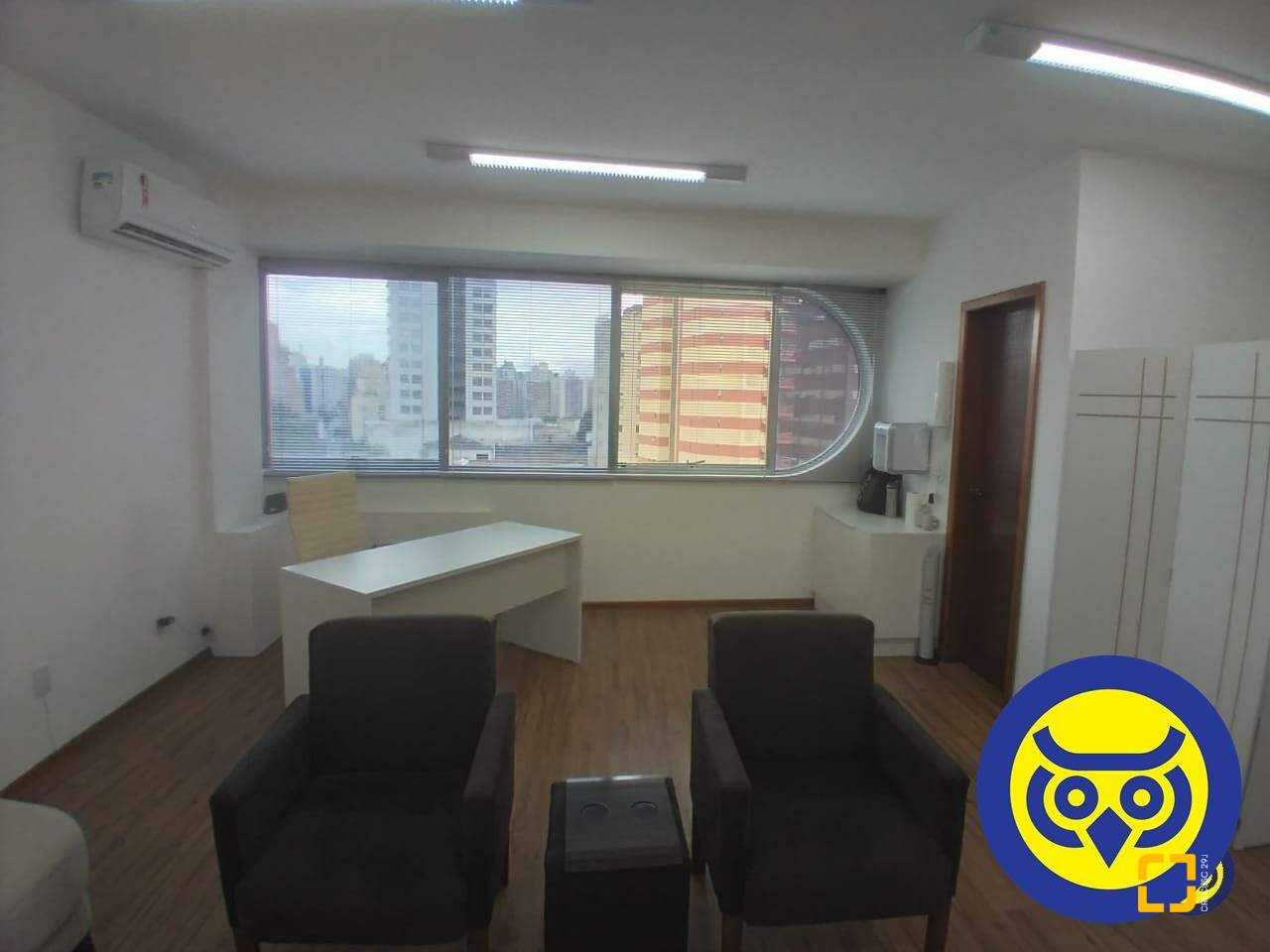Sala com 36m², no bairro Centro em Florianópolis