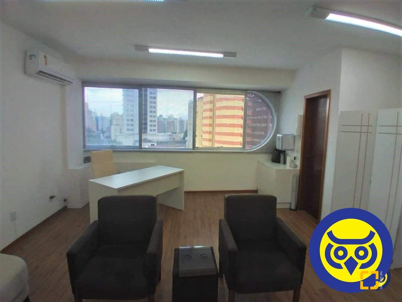 Sala com 36m², no bairro Centro em Florianópolis