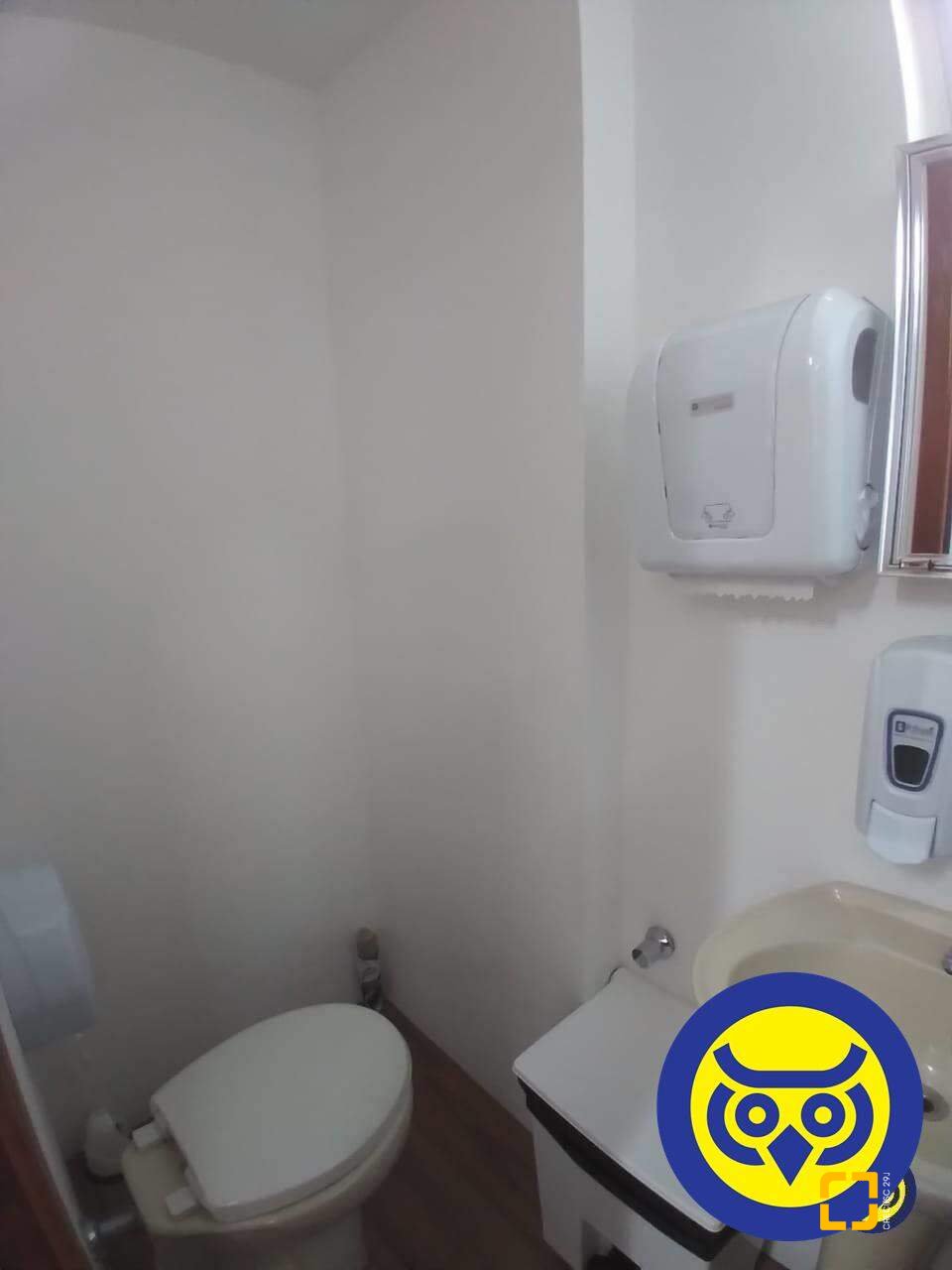 Sala com 36m², no bairro Centro em Florianópolis