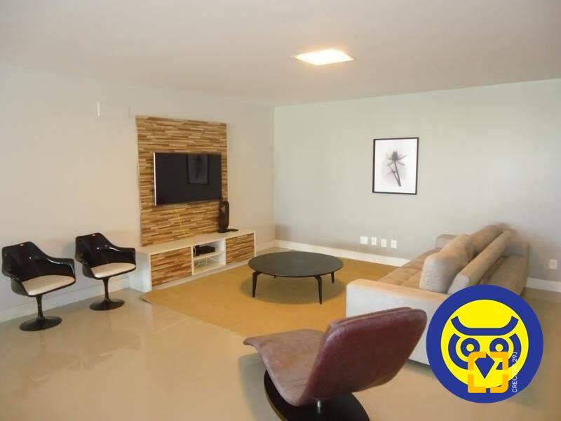 Apartamento com 258m², 8 quartos (sendo 4 suítes), 3 garagens, no bairro Cachoeira do Bom Jesus em Florianópolis