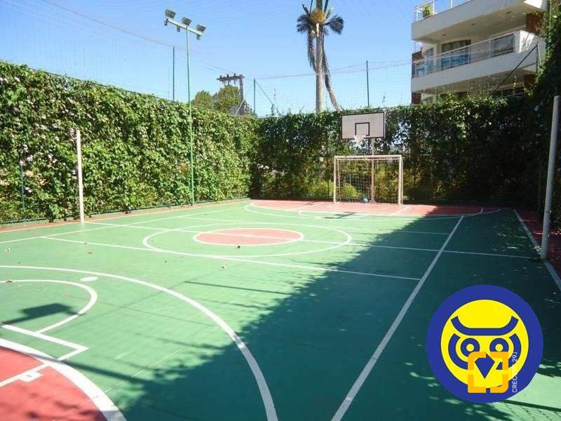 Apartamento com 258m², 8 quartos (sendo 4 suítes), 3 garagens, no bairro Cachoeira do Bom Jesus em Florianópolis