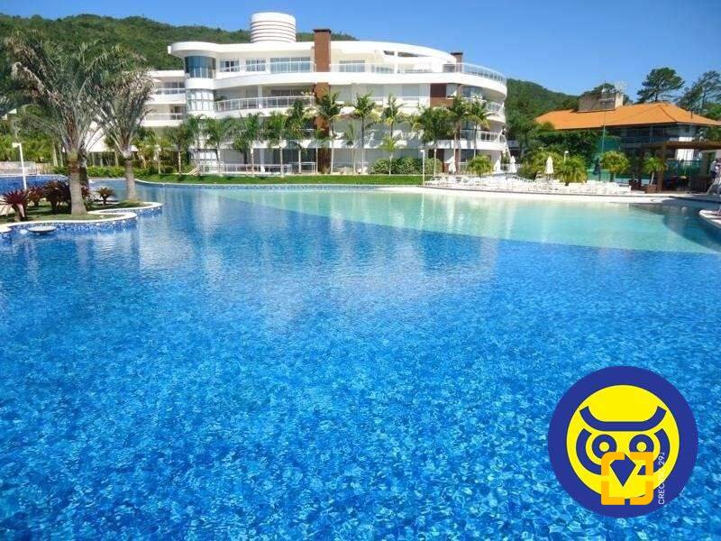 Apartamento com 258m², 4 quartos (sendo 4 suítes), 3 garagens, no bairro Cachoeira do Bom Jesus em Florianópolis