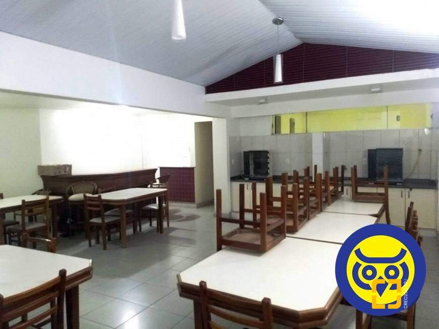 Cobertura com 226m², 4 quartos (sendo 2 suítes), 2 garagens, no bairro Centro em Florianópolis