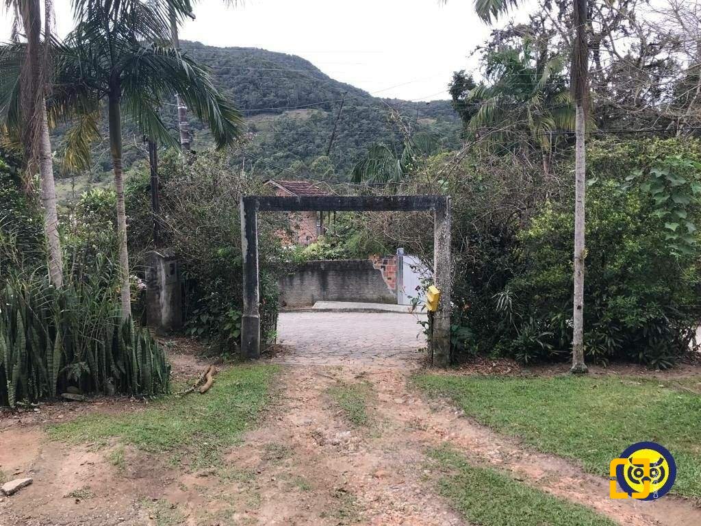 Terreno com 66151m², no bairro Vargem Grande em Florianópolis