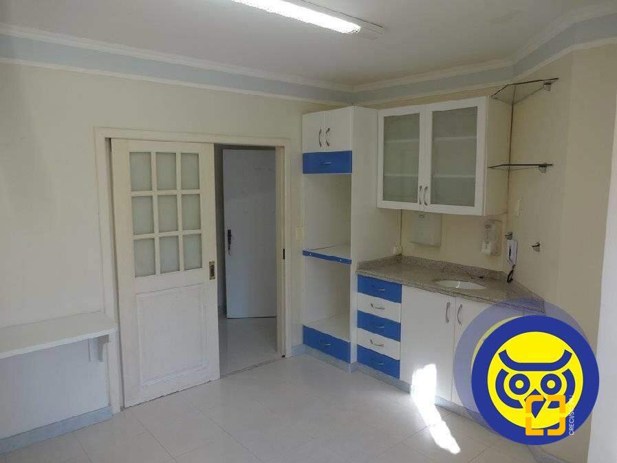 Sala com 47m², no bairro Centro em Florianópolis