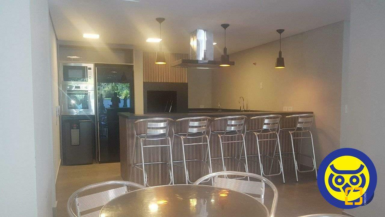 Apartamento com 140m², 6 quartos (sendo 3 suítes), 1 garagem, no bairro Praia Brava em Florianópolis