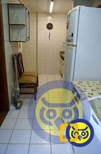 Apartamento com 266m², 6 quartos (sendo 2 suítes), 2 garagens, no bairro Centro em Florianópolis