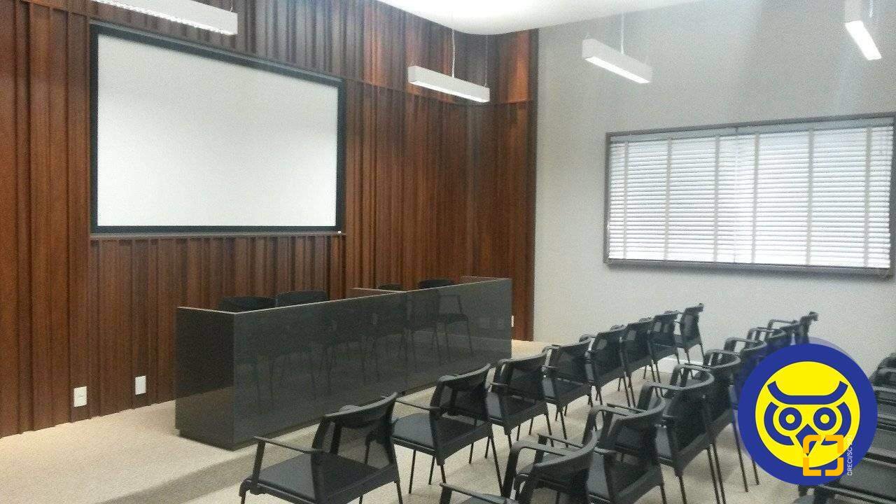 Sala com 67m², 1 garagem, no bairro Centro em Florianópolis