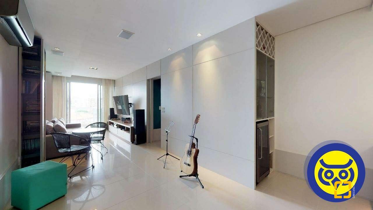 Apartamento com 117m², 6 quartos (sendo 3 suítes), 3 garagens, no bairro Centro em Florianópolis
