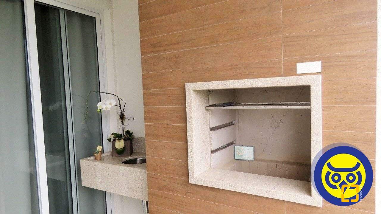 Apartamento com 117m², 6 quartos (sendo 3 suítes), 3 garagens, no bairro Centro em Florianópolis