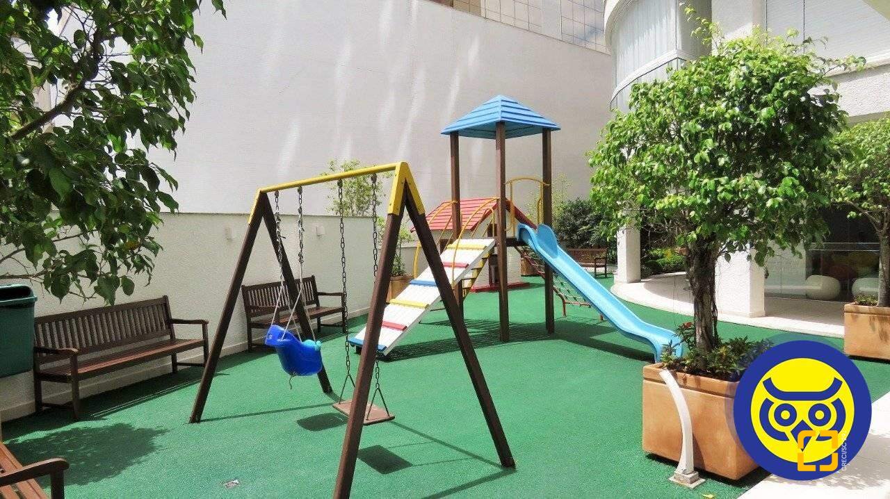 Apartamento com 117m², 6 quartos (sendo 3 suítes), 3 garagens, no bairro Centro em Florianópolis