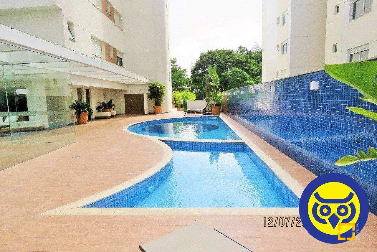 Apartamento com 117m², 6 quartos (sendo 3 suítes), 3 garagens, no bairro Centro em Florianópolis