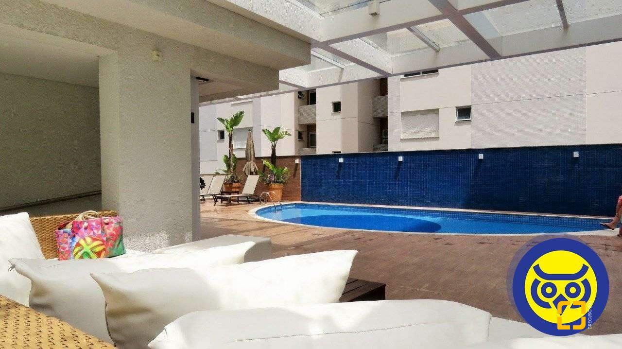 Apartamento com 117m², 6 quartos (sendo 3 suítes), 3 garagens, no bairro Centro em Florianópolis