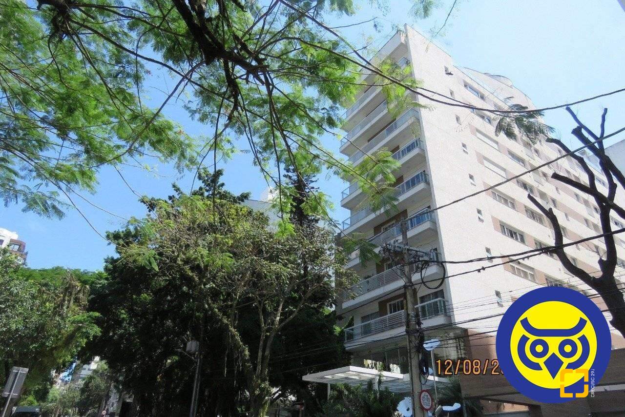 Apartamento com 117m², 6 quartos (sendo 3 suítes), 3 garagens, no bairro Centro em Florianópolis