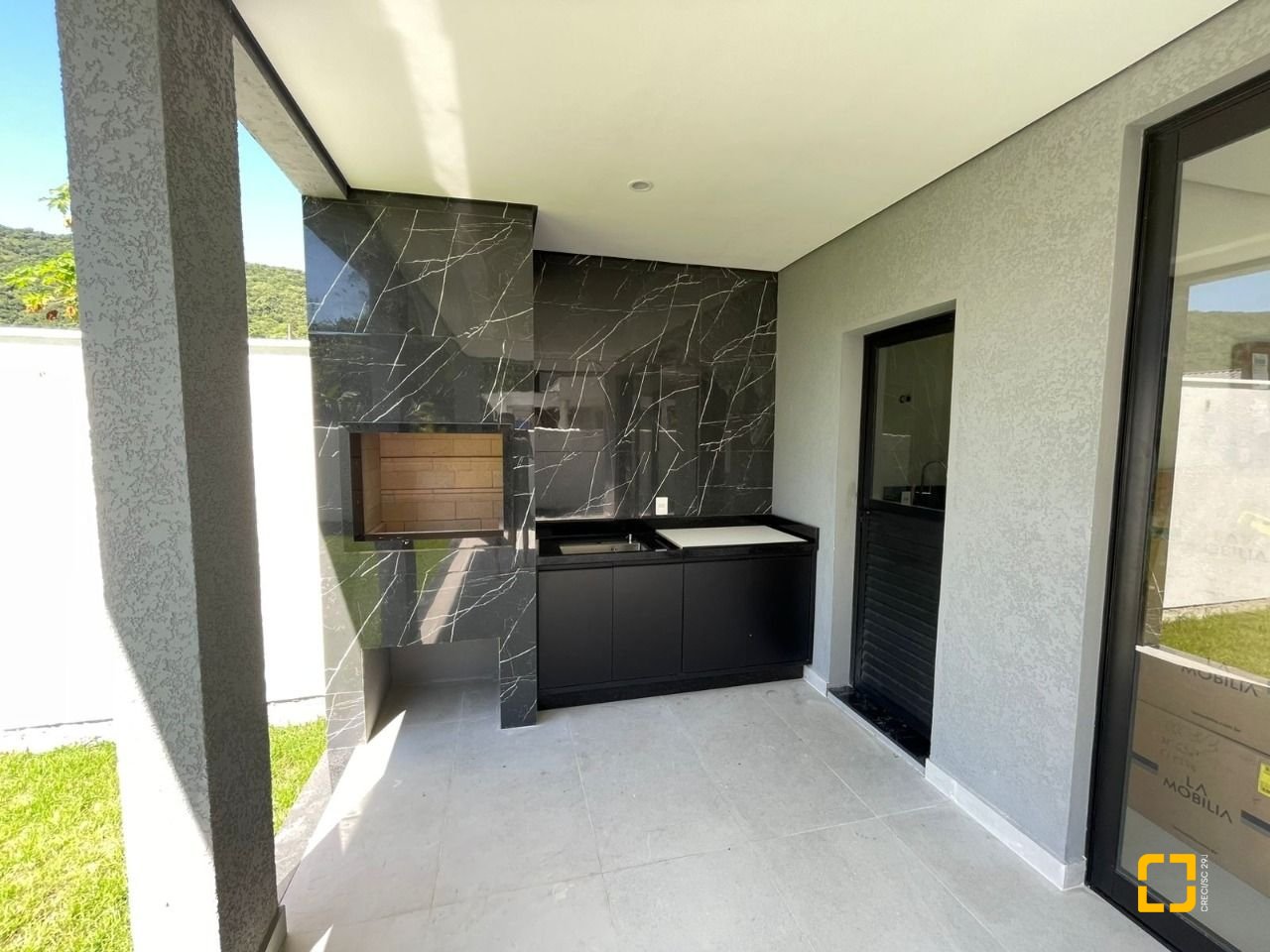 Casa com 149m², 6 quartos (sendo 3 suítes), 2 garagens, no bairro Santo Antônio de Lisboa em Florianópolis