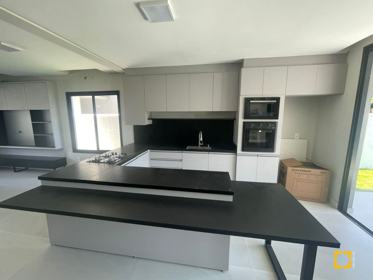 Casa com 149m², 6 quartos (sendo 3 suítes), 2 garagens, no bairro Santo Antônio de Lisboa em Florianópolis