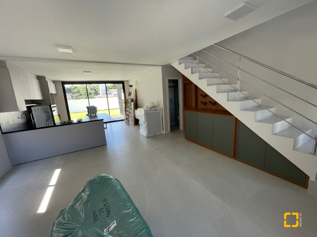 Casa com 149m², 6 quartos (sendo 3 suítes), 2 garagens, no bairro Santo Antônio de Lisboa em Florianópolis