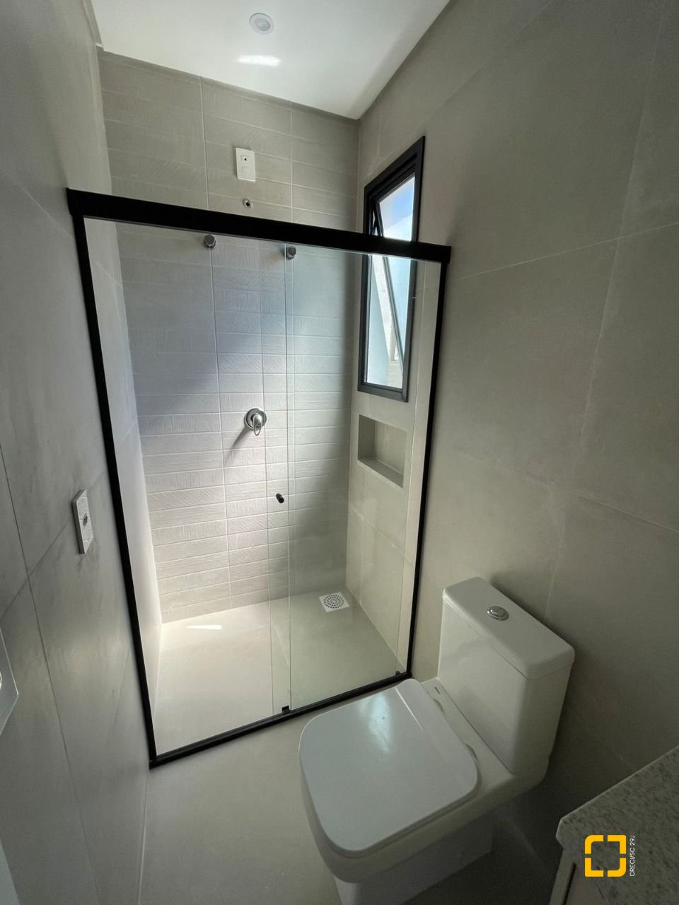 Casa com 149m², 6 quartos (sendo 3 suítes), 2 garagens, no bairro Santo Antônio de Lisboa em Florianópolis