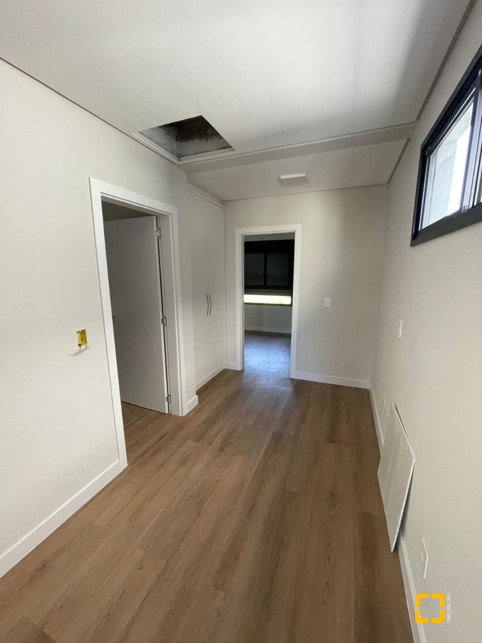 Casa com 149m², 6 quartos (sendo 3 suítes), 2 garagens, no bairro Santo Antônio de Lisboa em Florianópolis