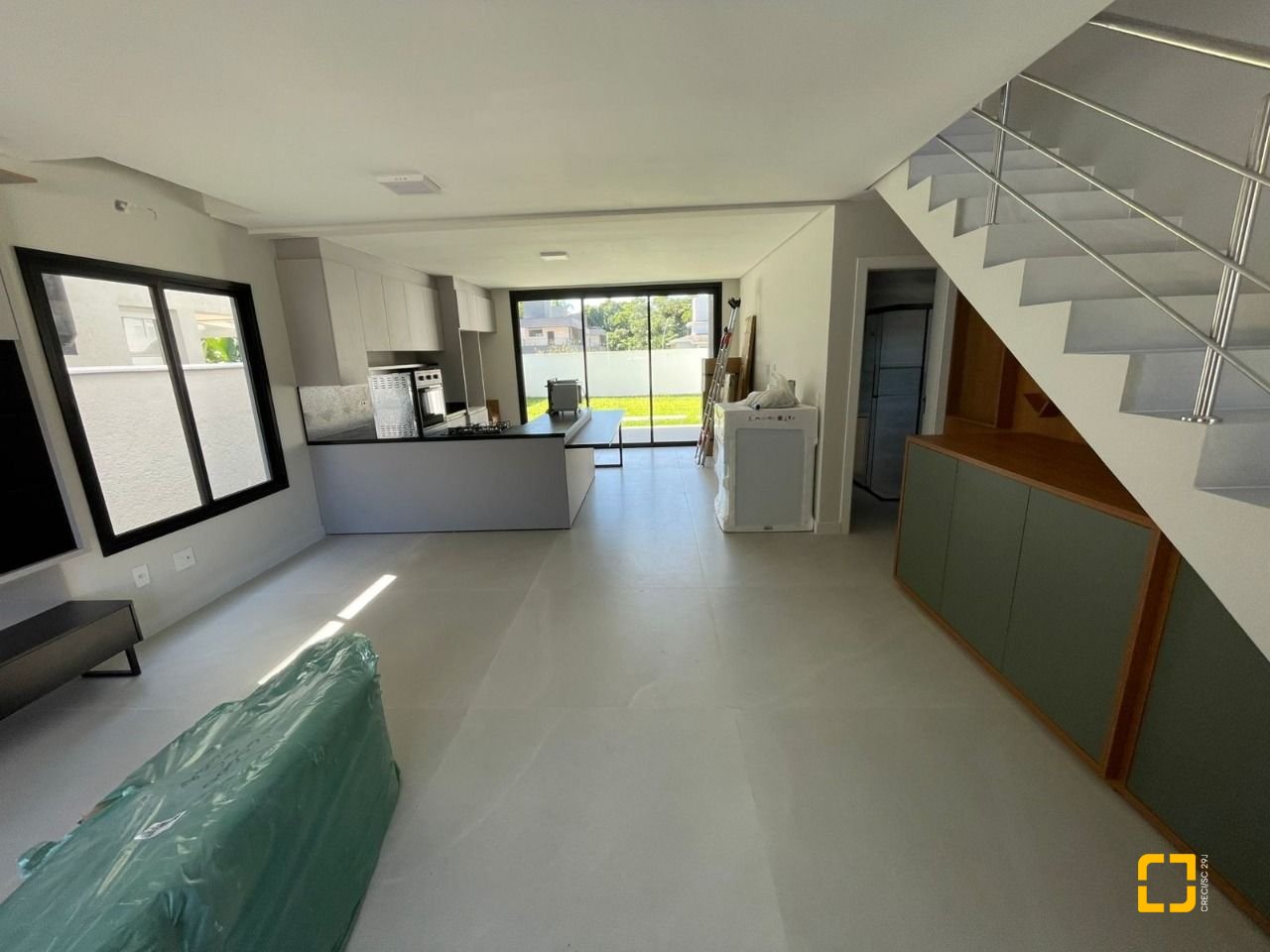 Casa com 149m², 6 quartos (sendo 3 suítes), 2 garagens, no bairro Santo Antônio de Lisboa em Florianópolis