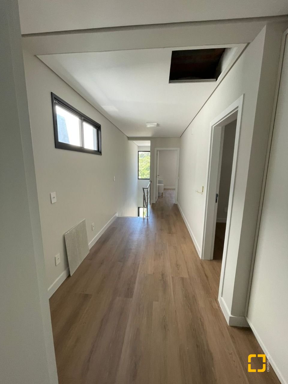 Casa com 149m², 6 quartos (sendo 3 suítes), 2 garagens, no bairro Santo Antônio de Lisboa em Florianópolis